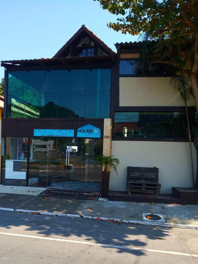 Pousada Bravo House Balneário Camboriú Exteriér fotografie