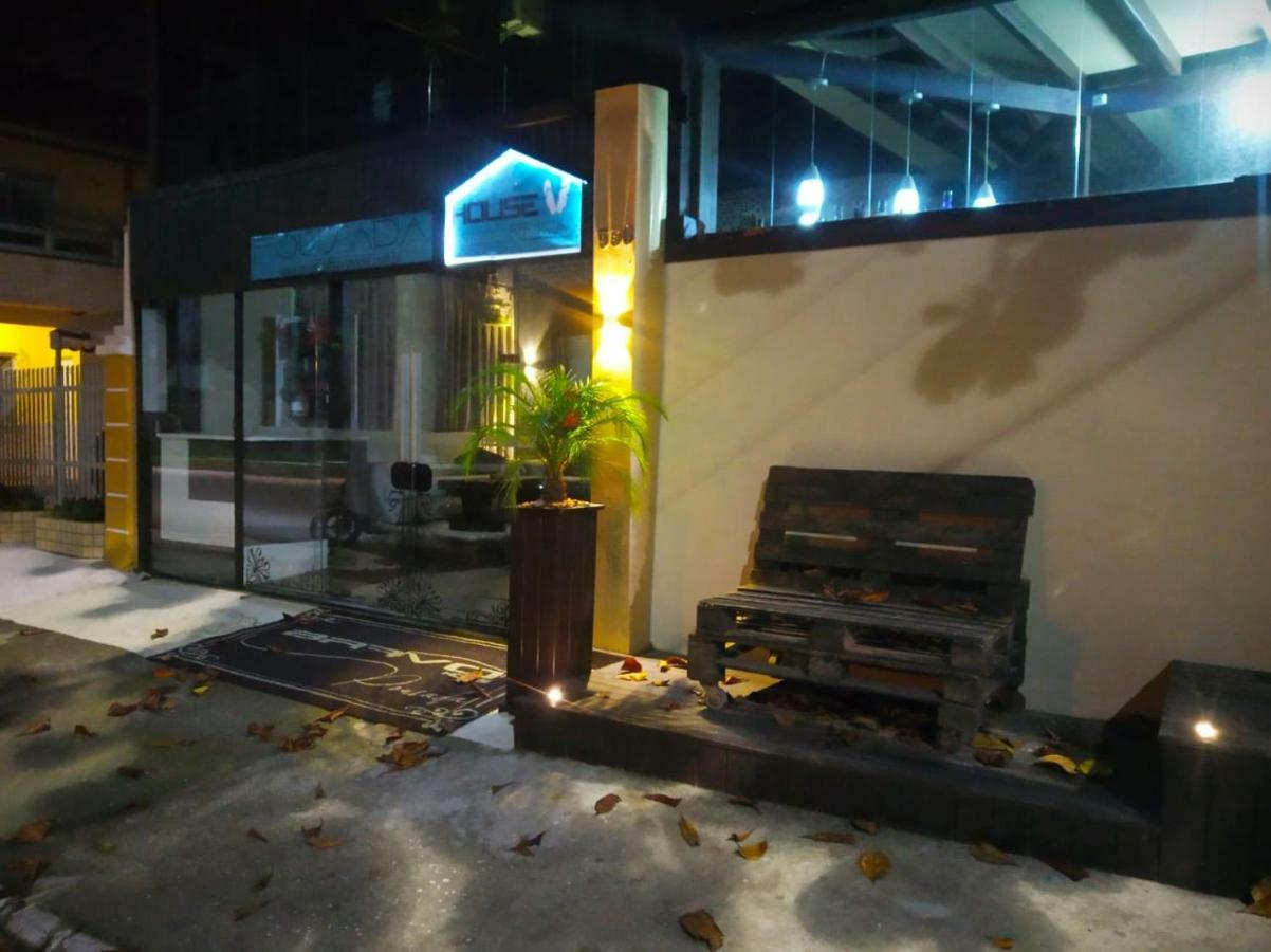 Pousada Bravo House Balneário Camboriú Exteriér fotografie